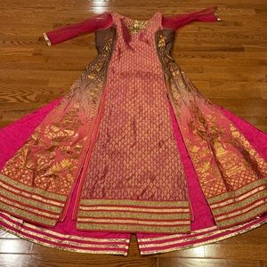 Beautiful Indian/Pakistani outfit